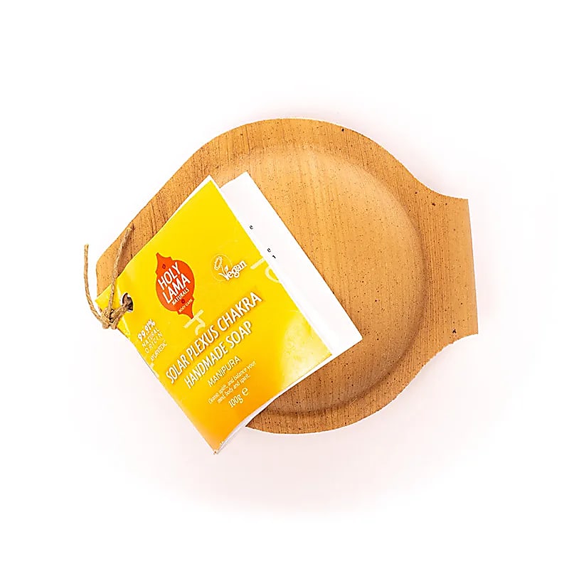 Holy Lama jabon chakra del plexo solar en hoja de palma